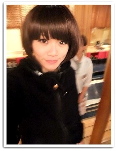 20251126-zaw7h 20251126-zaw7h