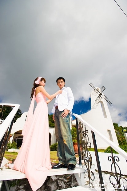 【外拍】敲碗敲很久的婚紗照，千呼萬喚始出來