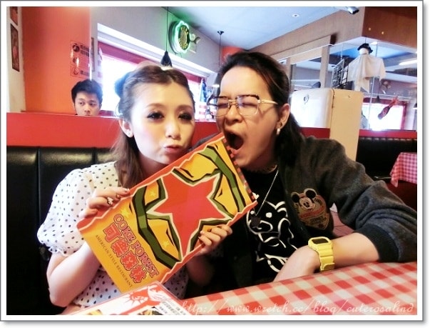 【逛街】復古女孩聚會in可樂森林+又去娃娃店裡玩耍了XD