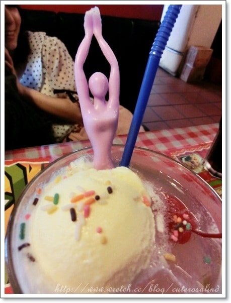 【逛街】復古女孩聚會in可樂森林+又去娃娃店裡玩耍了XD