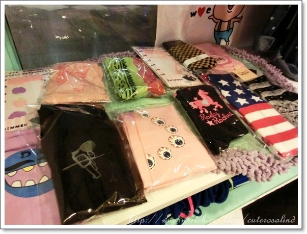 【逛街】復古女孩聚會in可樂森林+又去娃娃店裡玩耍了XD