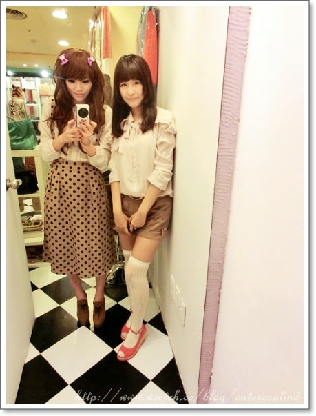 【逛街】復古女孩聚會in可樂森林+又去娃娃店裡玩耍了XD