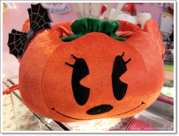 【逛街】復古女孩聚會in可樂森林+又去娃娃店裡玩耍了XD