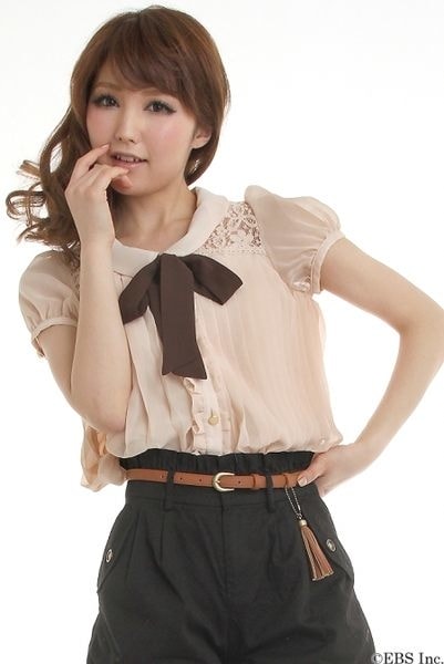 【穿搭】GIRLY感♥春天就是要雪紡紗和蕾絲單品