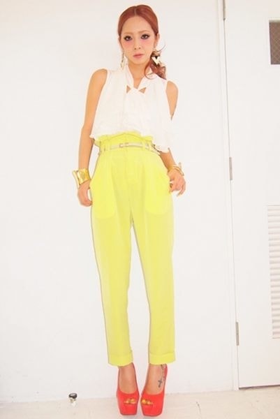 【流行單元】燒死人的慾望清單。日本女孩流行注目單品穿搭 - 第15張圖 【流行單元】燒死人的慾望清單。日本女孩流行注目單品穿搭