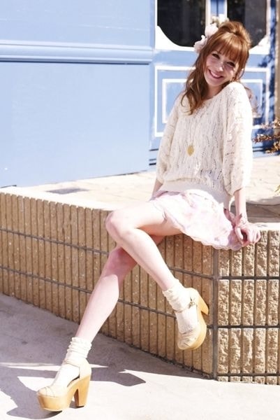 【流行單元】燒死人的慾望清單。日本女孩流行注目單品穿搭 - 第27張圖 【流行單元】燒死人的慾望清單。日本女孩流行注目單品穿搭