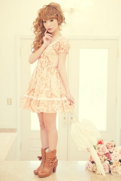 【流行單元】燒死人的慾望清單。日本女孩流行注目單品穿搭 - 第31張圖 【流行單元】燒死人的慾望清單。日本女孩流行注目單品穿搭