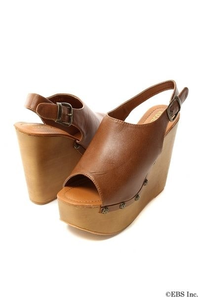 【流行單元】燒死人的慾望清單。日本女孩流行注目單品穿搭 - 第49張圖 【流行單元】燒死人的慾望清單。日本女孩流行注目單品穿搭