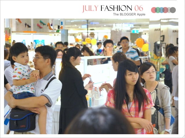 【分享】台中新光三越歌劇魅影之一日店長。活動花絮篇  ♫