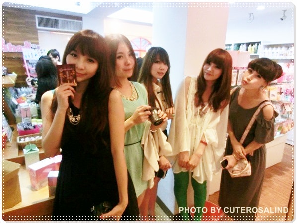 【血拼】86小舖西門店。姊妹相約聚會逛街補貨好地點☆