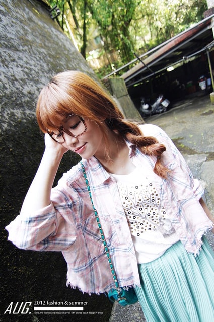 【穿搭】燙鑽服飾也能穿出個性好質感。i MiLi秋天新著♫