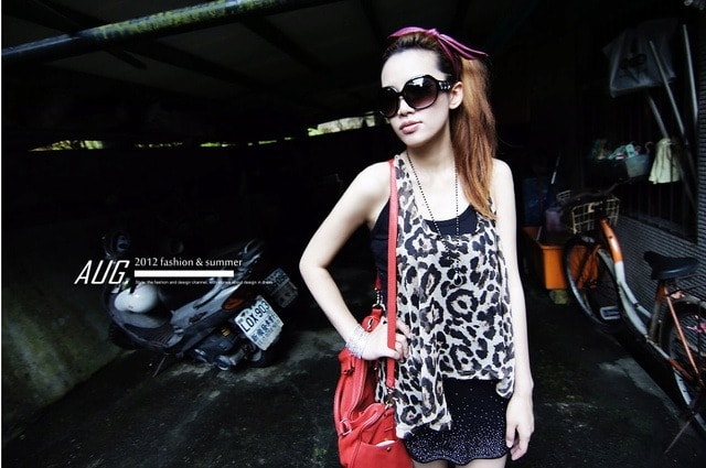 【穿搭】燙鑽服飾也能穿出個性好質感。i MiLi秋天新著♫