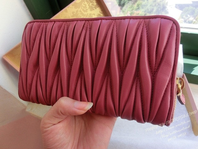 【敗家】Matelasse’ Lux好美。新入手的MIU MIU抓皺長夾❤