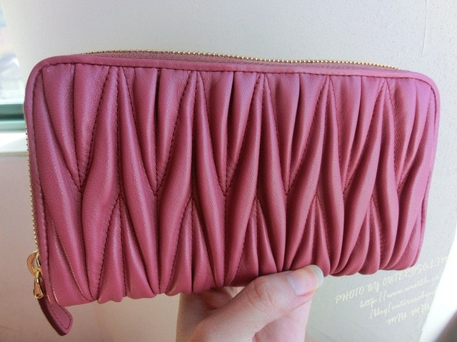 【敗家】Matelasse’ Lux好美。新入手的MIU MIU抓皺長夾❤