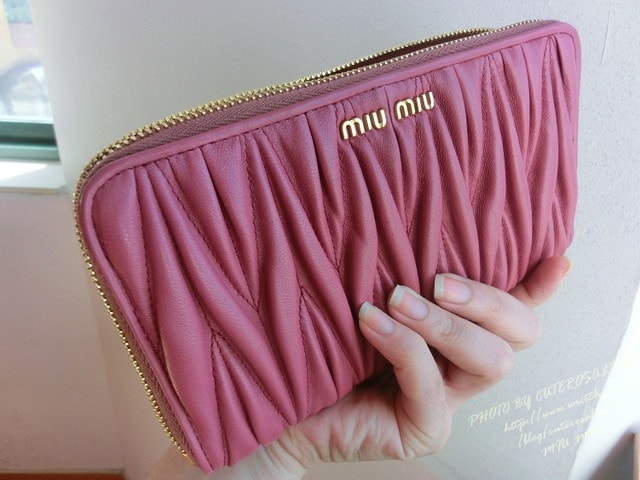 【敗家】Matelasse’ Lux好美。新入手的MIU MIU抓皺長夾❤