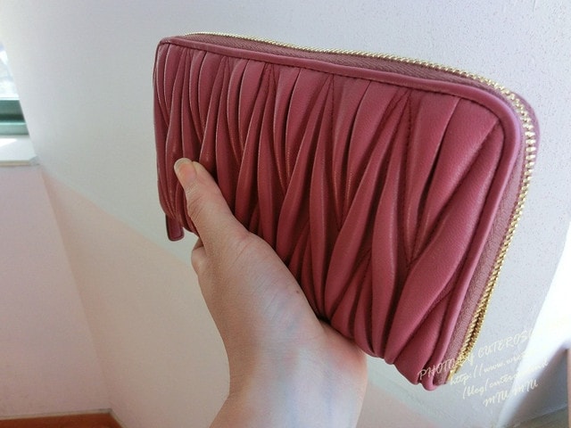 【敗家】Matelasse’ Lux好美。新入手的MIU MIU抓皺長夾❤
