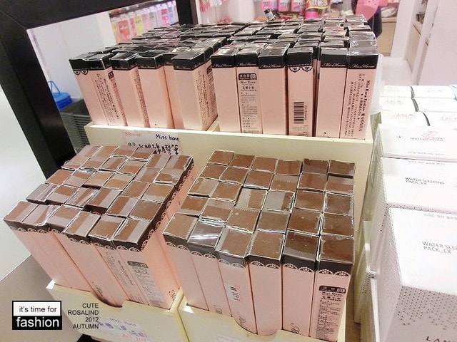 【逛街】應有盡有的美妝品聖地。跟姊妹小約會逛86南西店♫ - 第25張圖 【逛街】應有盡有的美妝品聖地。跟姊妹小約會逛86南西店♫