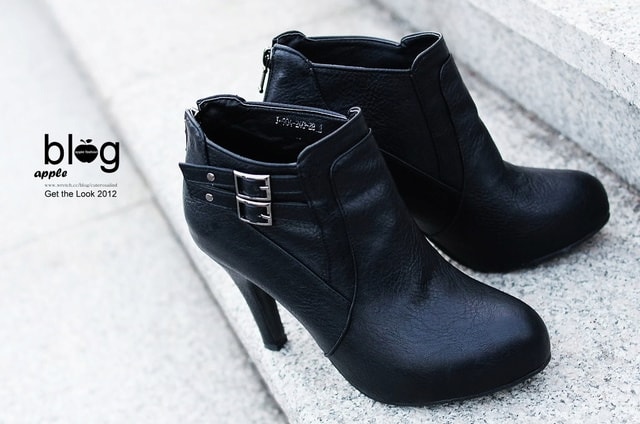 【穿搭】日韓混搭的重點單品。穿上JEALOUS城市漫遊♫