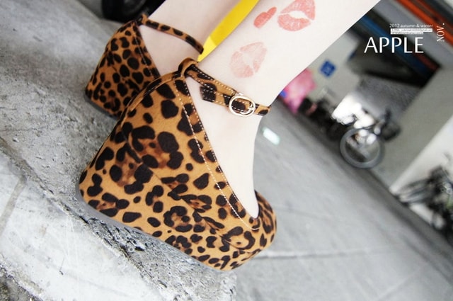 【穿搭】巴黎女孩。GRACE GIFT秋冬的MUST HAVE鞋靴單品★