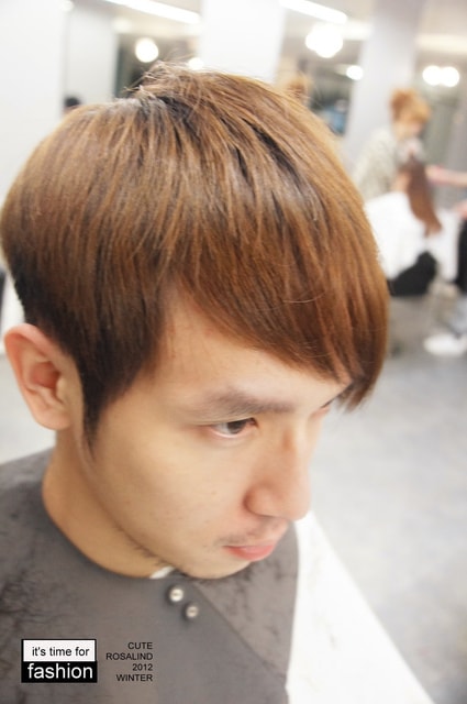 【髮型】情侶一起來變髮。老逼亞麻綠和我的藍紫挑染新髮型❤