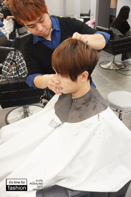 【髮型】情侶一起來變髮。老逼亞麻綠和我的藍紫挑染新髮型❤