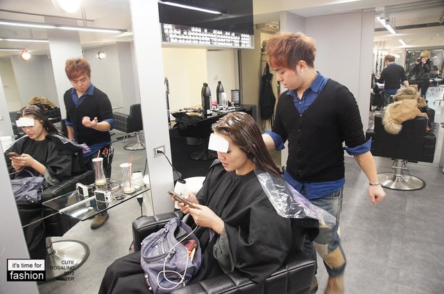 【髮型】情侶一起來變髮。老逼亞麻綠和我的藍紫挑染新髮型❤