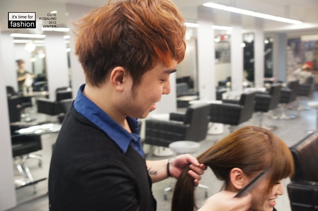 【髮型】情侶一起來變髮。老逼亞麻綠和我的藍紫挑染新髮型❤