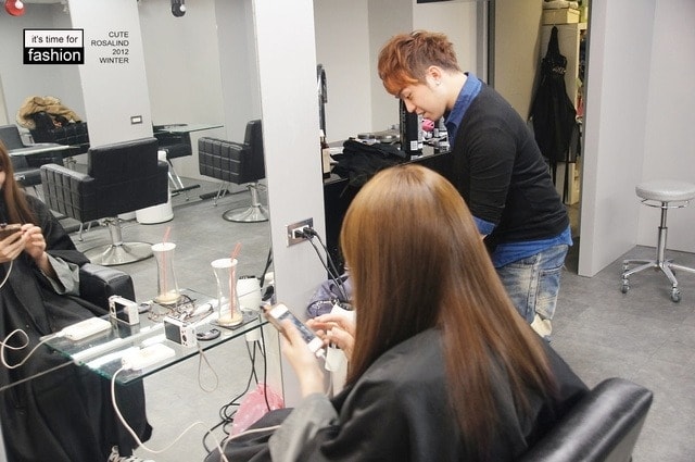 【髮型】情侶一起來變髮。老逼亞麻綠和我的藍紫挑染新髮型❤