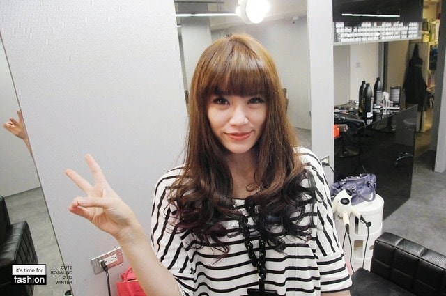 【髮型】情侶一起來變髮。老逼亞麻綠和我的藍紫挑染新髮型❤