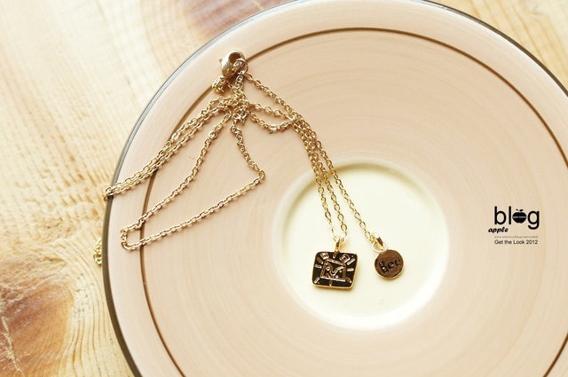 【飾品】愛上了鎖骨鍊的精緻。好有質感的方頭獅手作項鍊組合❤