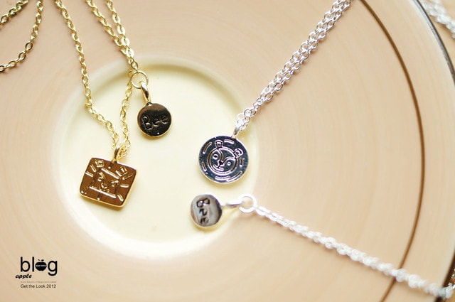 【飾品】愛上了鎖骨鍊的精緻。好有質感的方頭獅手作項鍊組合❤