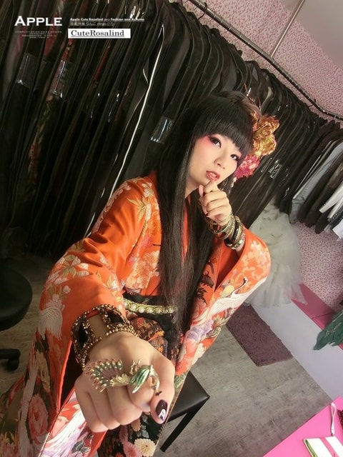 【花絮】這次來到MAGIC’S。一樣是大變身的婚紗照和沙龍照❤