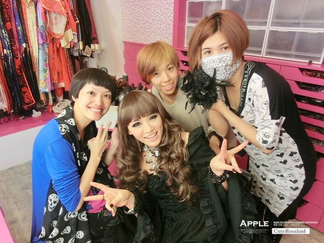 【花絮】這次來到MAGIC’S。一樣是大變身的婚紗照和沙龍照❤