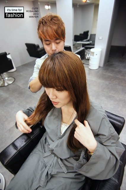 【髮型】灰棕底MIX紅色片染。立馬變身低調個性女孩❤