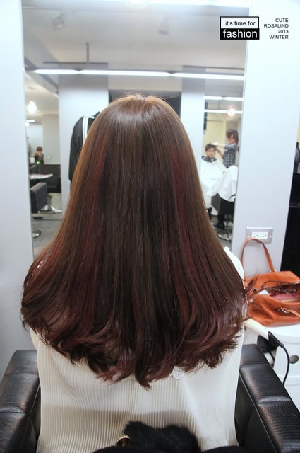 【髮型】灰棕底MIX紅色片染。立馬變身低調個性女孩❤