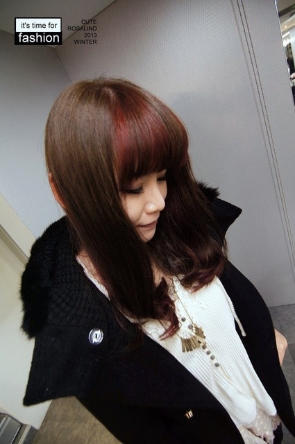 【髮型】灰棕底MIX紅色片染。立馬變身低調個性女孩❤