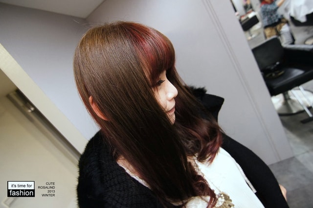 【髮型】灰棕底MIX紅色片染。立馬變身低調個性女孩❤