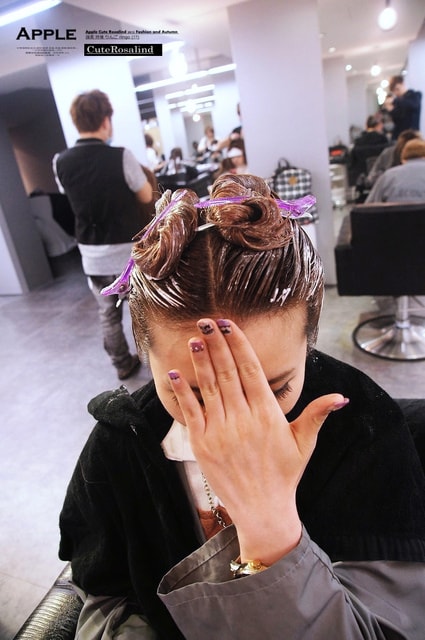 【花絮】還是想要美美的出國。行前的光療指甲以及護髮總整理❤