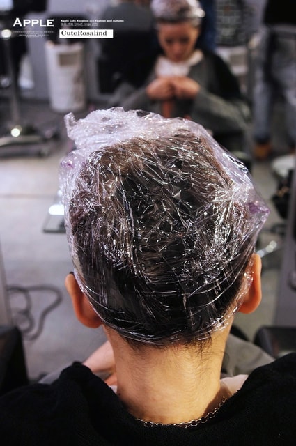 【花絮】還是想要美美的出國。行前的光療指甲以及護髮總整理❤