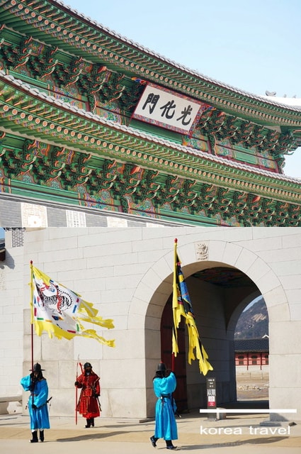 【旅遊】韓國遊記DAY3(上). 土俗屋蔘雞湯、景福宮、三清洞下午茶❤