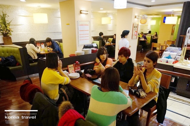 【旅遊】韓國遊記DAY3(下). 廣藏市場、Mr.Pizza、弘大繼續廝殺❤