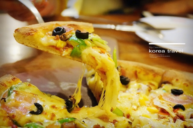 【旅遊】韓國遊記DAY3(下). 廣藏市場、Mr.Pizza、弘大繼續廝殺❤