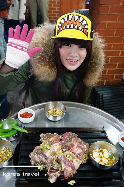 【旅遊】韓國遊記DAY5. 站著吃烤肉、南山首爾塔、明洞吃部隊鍋❤