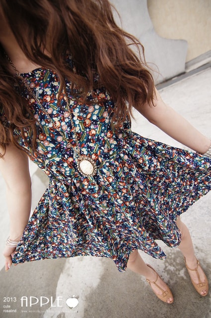 【穿搭】擺脫厚重感。粉嫩色系之10套春天穿搭分享❤