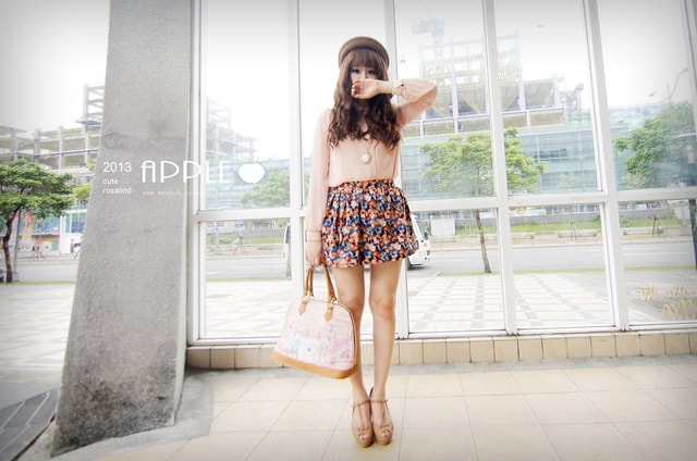 【穿搭】擺脫厚重感。粉嫩色系之10套春天穿搭分享❤