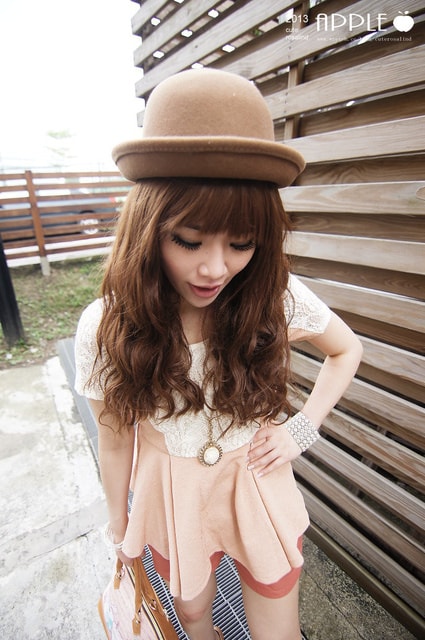 【穿搭】擺脫厚重感。粉嫩色系之10套春天穿搭分享❤