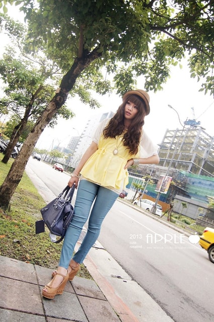 【穿搭】擺脫厚重感。粉嫩色系之10套春天穿搭分享❤