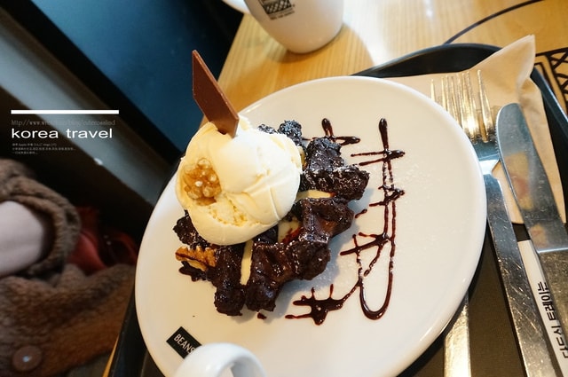 【旅遊】韓國遊記最終回。新沙洞、春川辣炒雞排、汗蒸幕、八色烤肉、回台❤ - 第33張圖 【旅遊】韓國遊記最終回。新沙洞、春川辣炒雞排、汗蒸幕、八色烤肉、回台❤