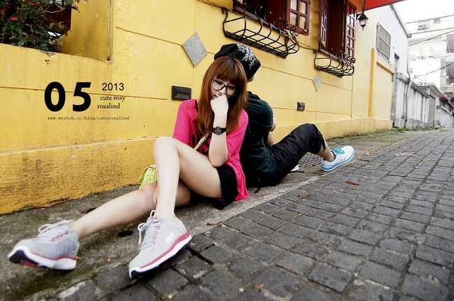 【穿搭】小情侶的運動走跳好夥伴。FILA秒速系列慢跑球鞋❤