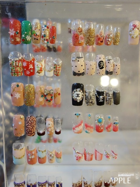 【指彩】每次換指甲都好開心。這個月的主題是華麗巴洛克浮雕風❤ - 第9張圖 【指彩】每次換指甲都好開心。這個月的主題是華麗巴洛克浮雕風❤